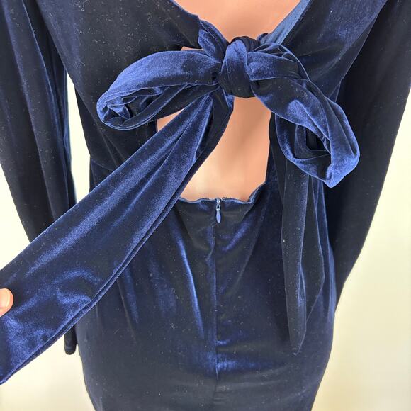 Sugar Lips Blue Velvet Long Sleeve Mini Dress Open Back Puff Shoulder holiday - Picture 6 of 9